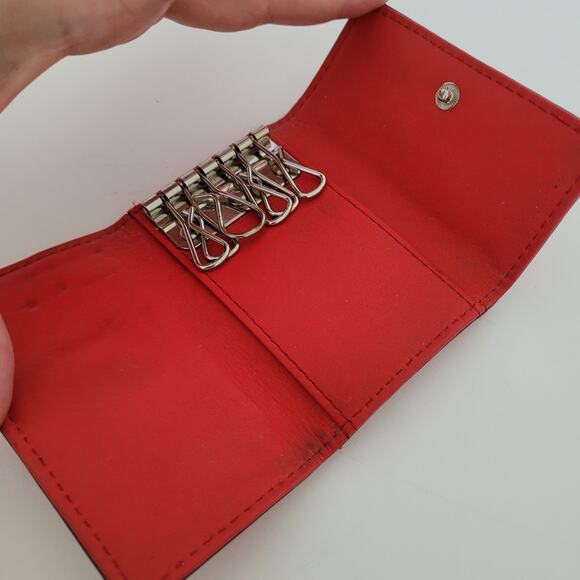 Marc Jacobs Key Case 6 Key Hooks Wallet Trifold Red Leather Designer Charm Logo - Picture 3 of 11